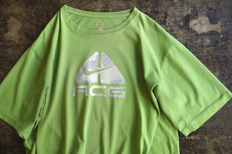 NIKE ACG Old Lungs Logo T-Shirts